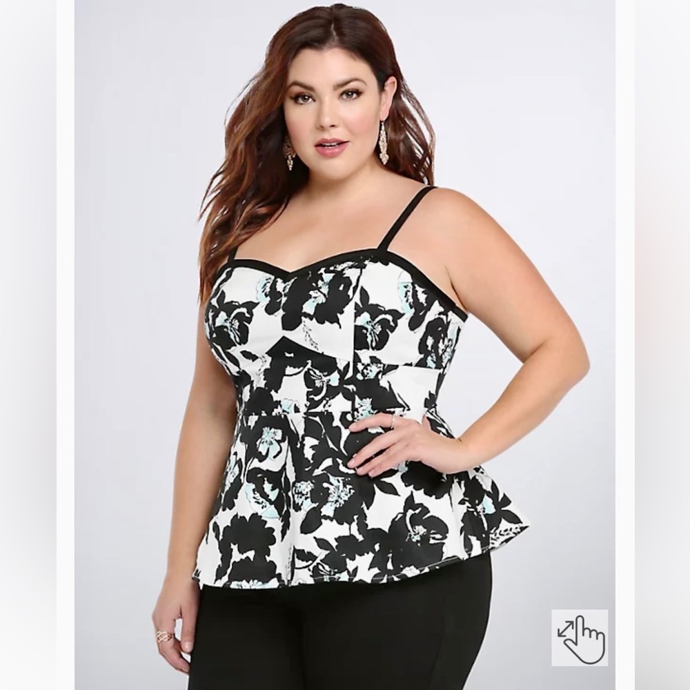 Torrid Sz 4 peplum top